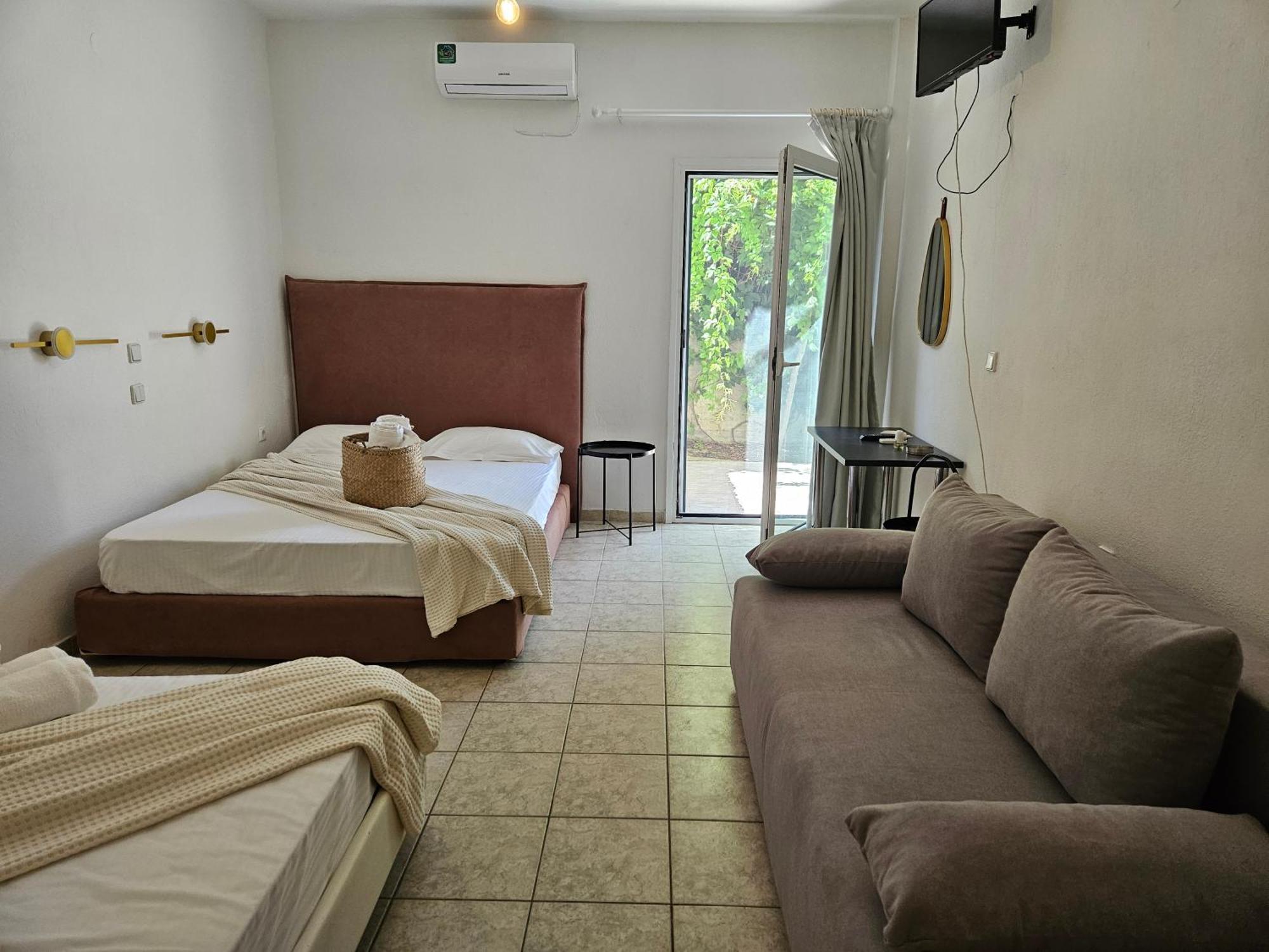 Sivilla Studios Afytos Ruang foto
