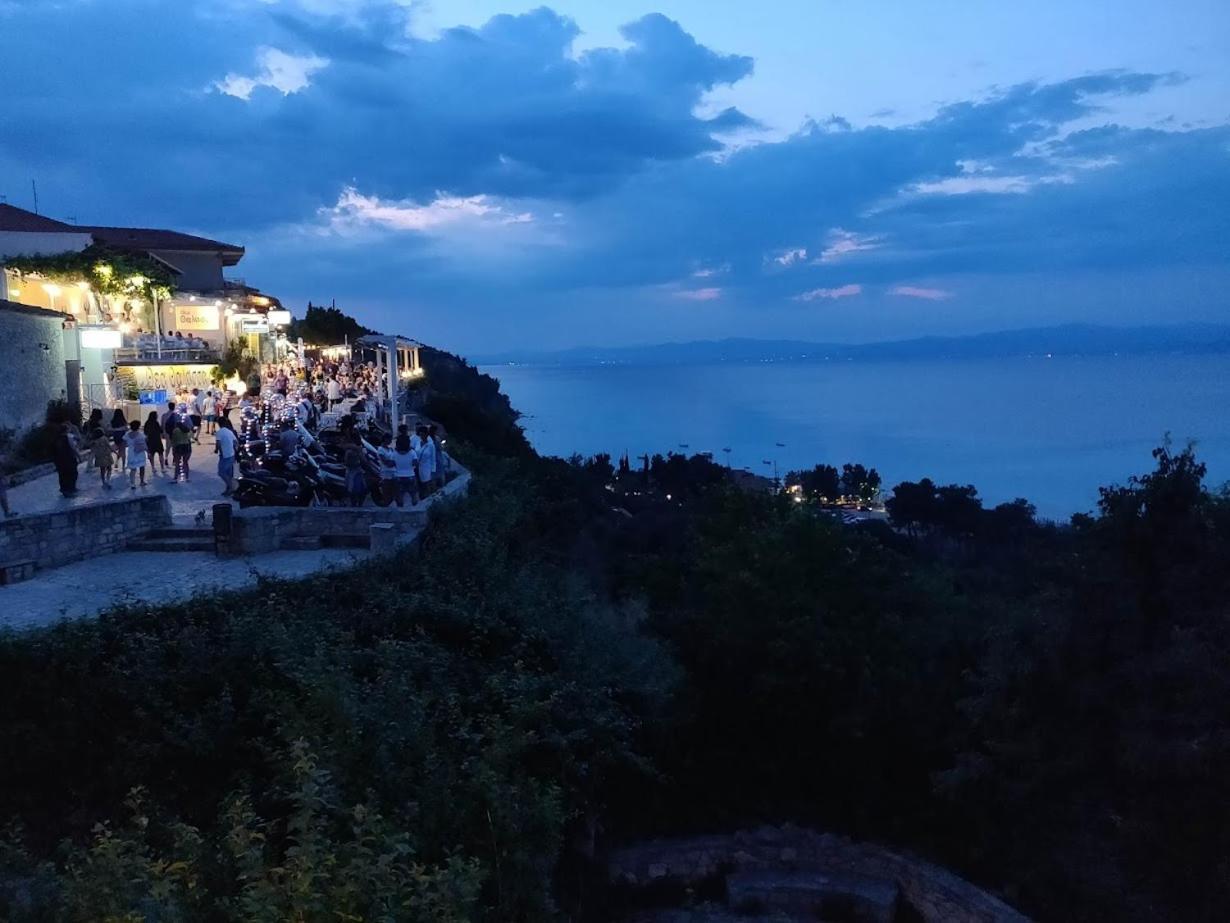Sivilla Studios Afytos Bagian luar foto